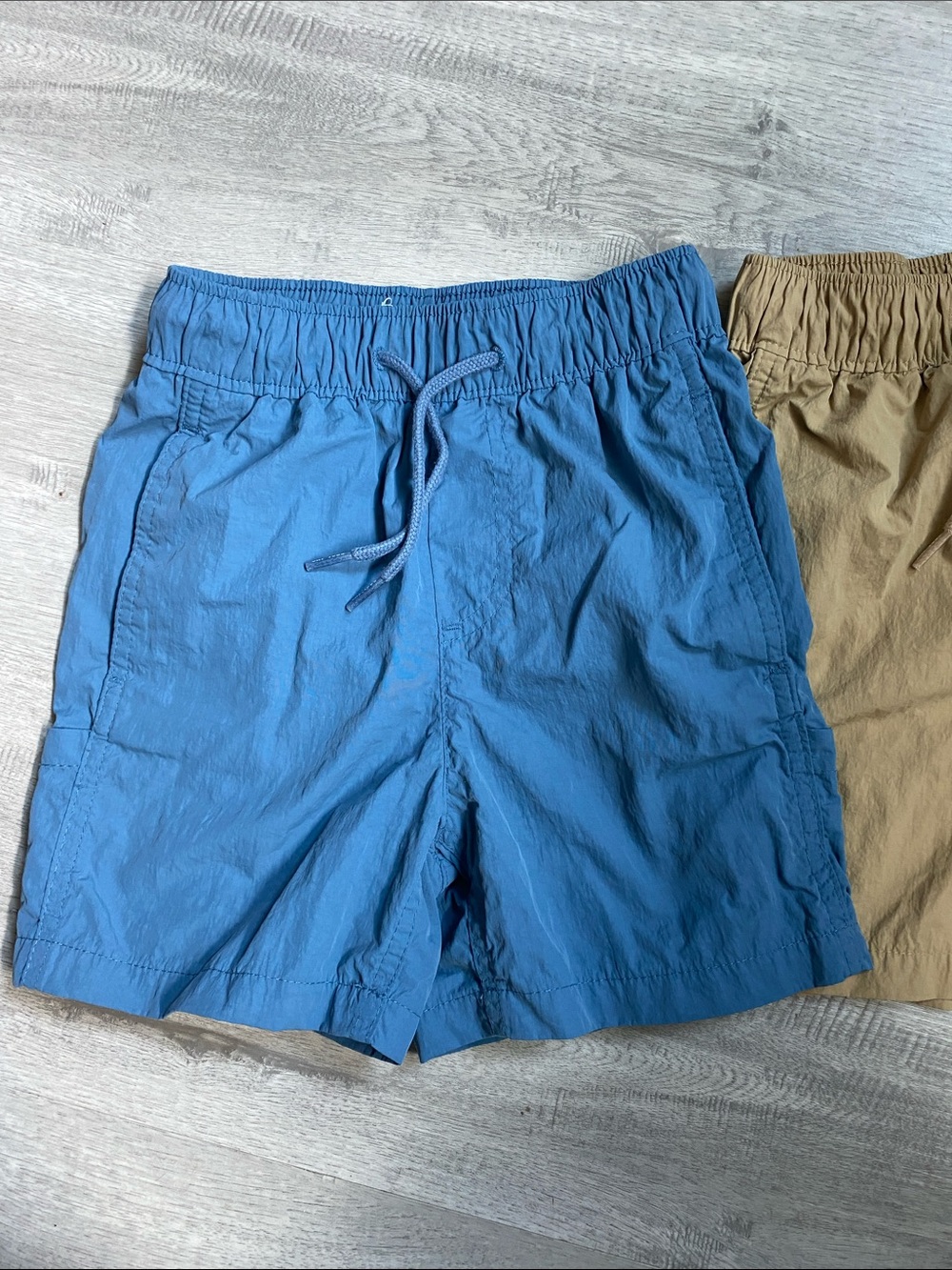 GAP Kids Hybrid Blue & khaki nylon drawstring shorts size XS 4/5 - Picture 2 of 5